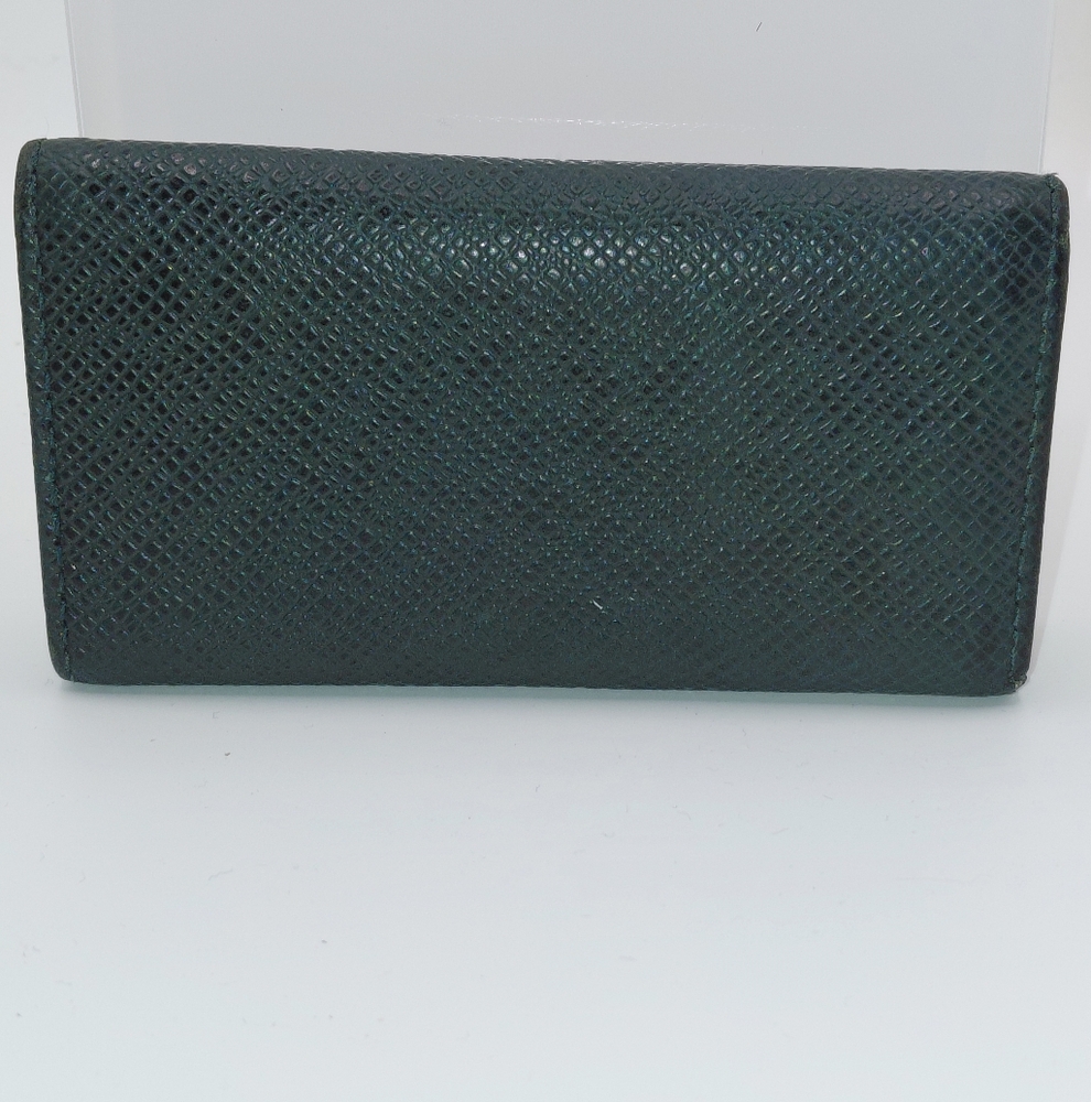 Louis Vuitton 4 Key Holder Green Taiga Leather!  Excellent Condition! - Picture 2 of 7